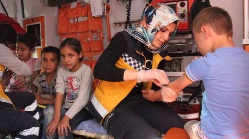 Şanlıurfa&rsquo;Da 15 &Ouml;ğrenci Doğum G&uuml;n&uuml; Pastasından Zehirlendi