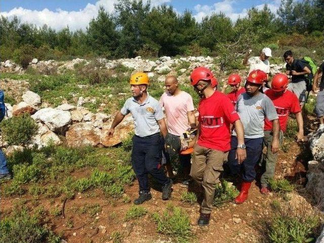 Alanya&rsquo;da Paraş&uuml;t Kazası: 2 Yaralı 2