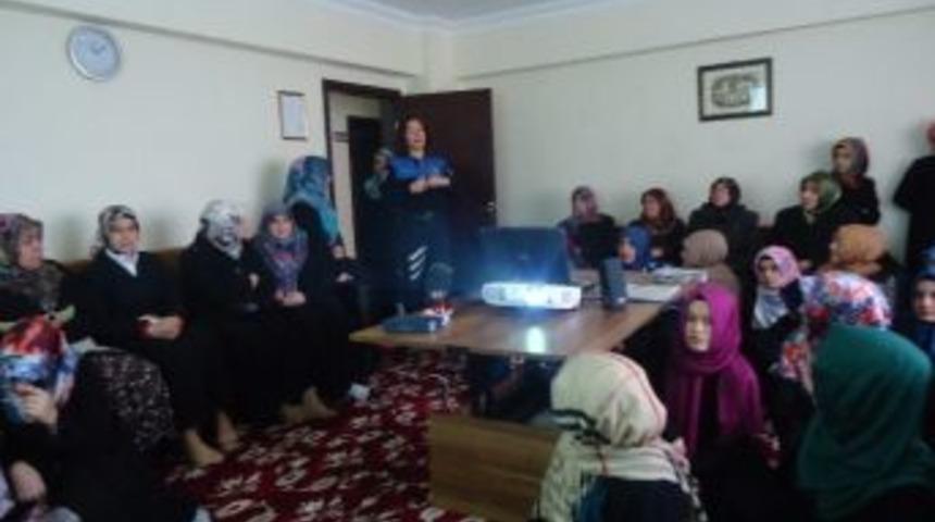 Kız Kur&rsquo;an Kursu &Ouml;ğrencileri Bilgilendirildi