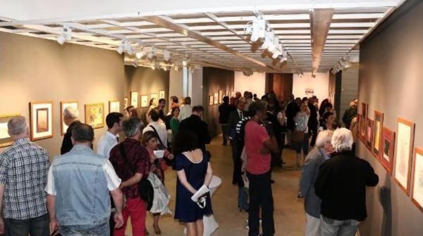 Barışa Adanan Karikat&uuml;rler Fransız K&uuml;lt&uuml;r Merkezi'nde