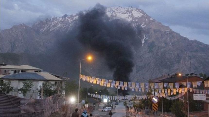 (&ouml;zel Haber) - Hakkari&rsquo;nin İlk Karting Pisti Alev Alev Yandı