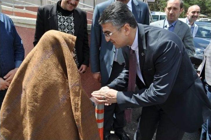 Mhp Adayları Aydın Ve Kaya’dan Hastane Ziyaretleri... G3