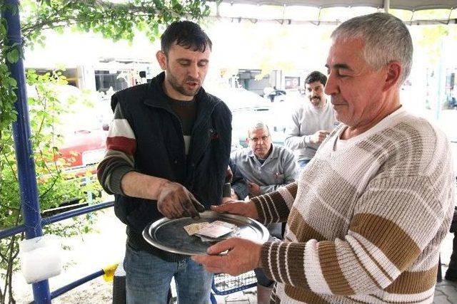 (özel Haber) İşleri Kötü Giden Esnaf, Çareyi “gün” Yapmakta Buldu