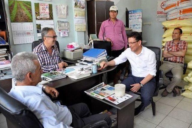 Ak Parti Adayı Uslu, Çocuk Yıllarının Geçtiği Mahallede Dostlarıyla Buluştu