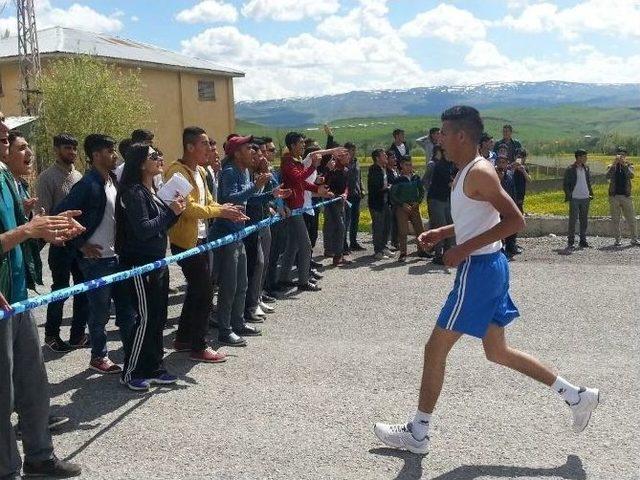 Varto’da 19 Mayıs Etkinlikleri Başladı