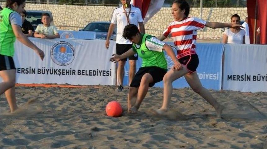 B&uuml;y&uuml;kşehir Belediyesi 1. Plaj Oyunları Başladı