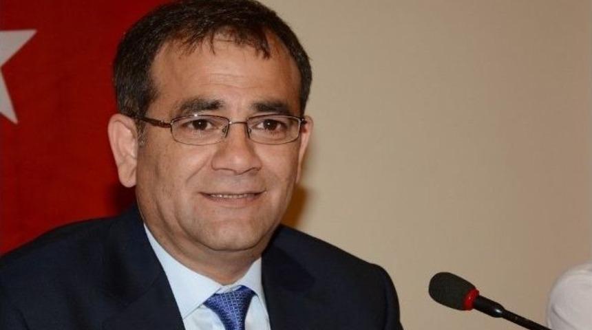 Oda Başkanı &Ouml;zkan&rsquo;dan Sgk&rsquo;ya "eczacıları Rahatlatın" &Ccedil;ağrısı