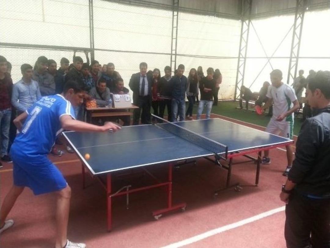 Varto&rsquo;da Okullar Arası Masa Tenisi Yarışması