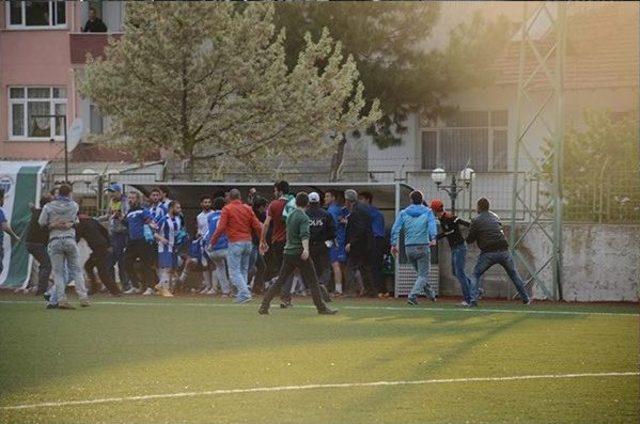 Osmaneli’deki 1. Amatör Futbol Ligi Müsabakasında Çıkan Olaylar