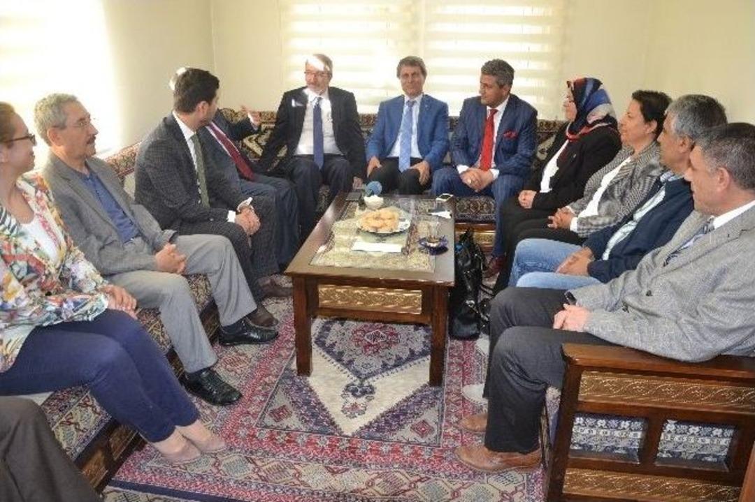 Mhp Milletvekili Adaylarından Tabip Odası Ve Turan Derneğine Ziyaret