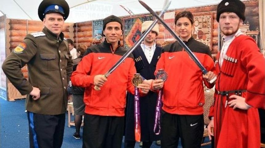 Şampiyon, Altın Madalyayı Yeni Doğacak Kızına Adadı