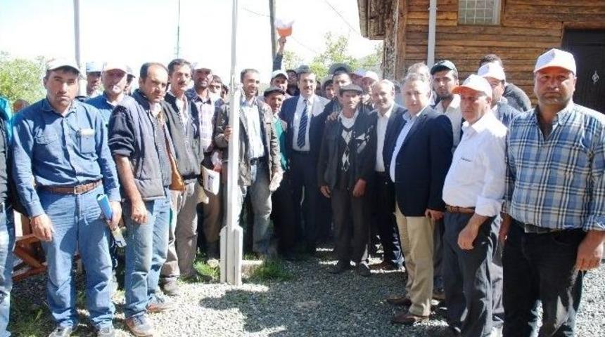 T&uuml;fenkci: &ldquo;biz Başkaları Gibi Hayal Satmıyoruz, İcraat Yapıyoruz&rdquo;