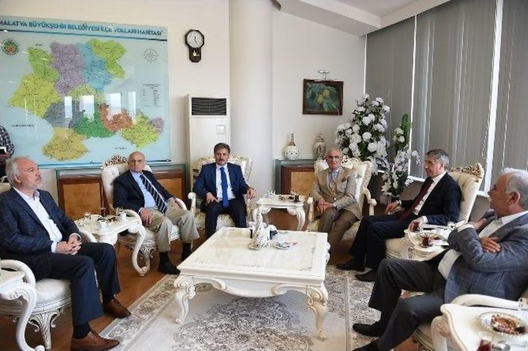 Tarihi Kentler Birliği Heyeti, Başkan &Ccedil;akır&rsquo;ı Ziyaret Etti