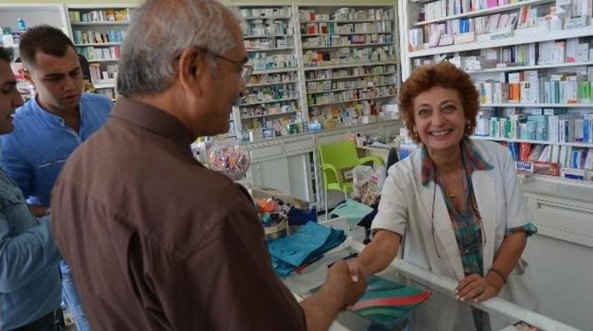 Chp Bodrum İl&ccedil;e &Ouml;rg&uuml;t&uuml; Eczacıları Unutmadı