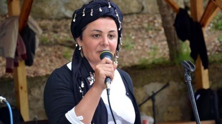 Hdp&rsquo;Li Altınışık: Biz &Ccedil;&ouml;z&uuml;m S&uuml;recinin S&uuml;rd&uuml;r&uuml;lmesinde Israrcıyız