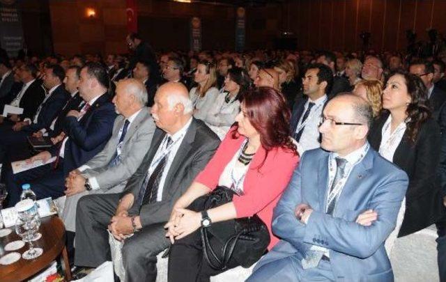 Tbb Başkanı Feyzioğlu na Plaket Protestosu (2) 2