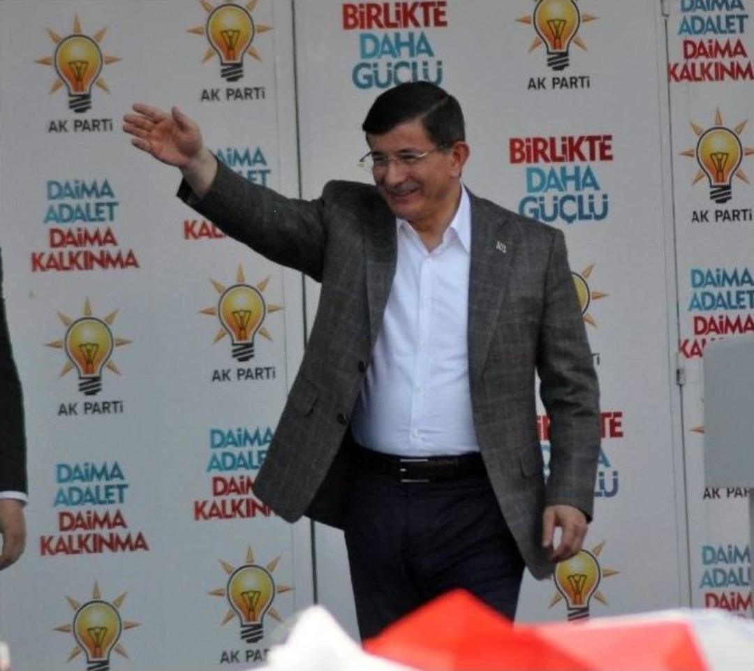 Balıkesir&rsquo;de Konuşan Başbakan Davutoğlu: