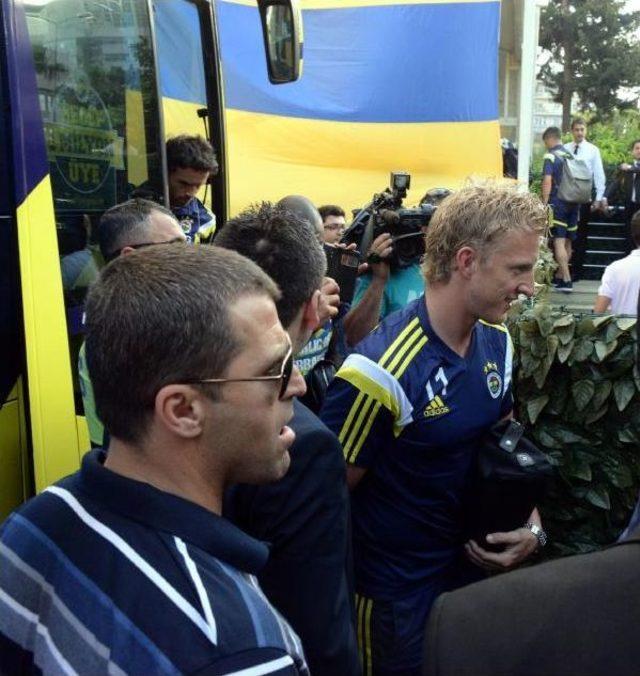 Fenerbah&ccedil;e Kafilesi Mersin de 2