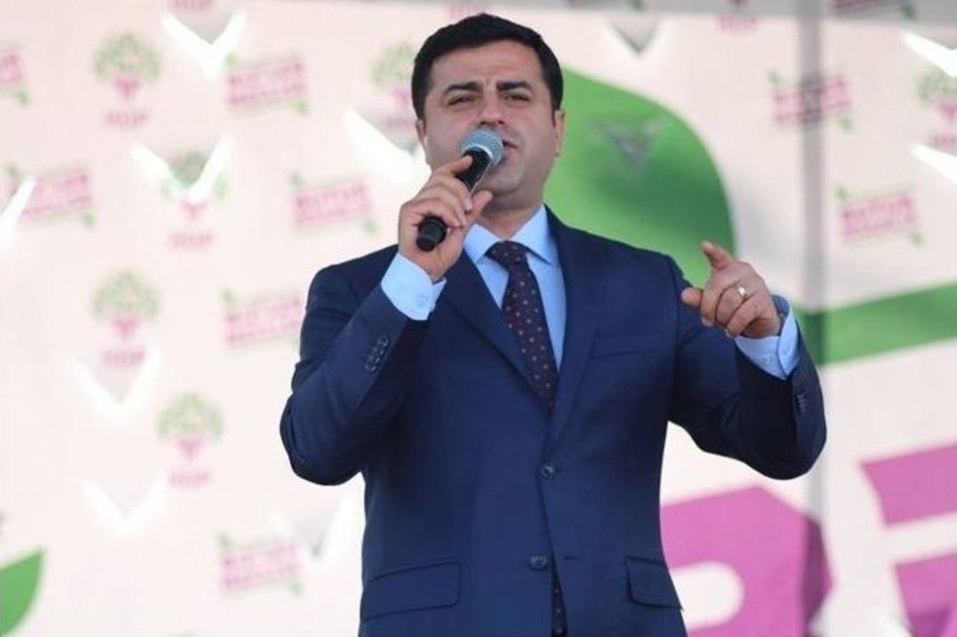 Demirtaş Engellilere Ve Kadınlara Vaatlerde Bulundu