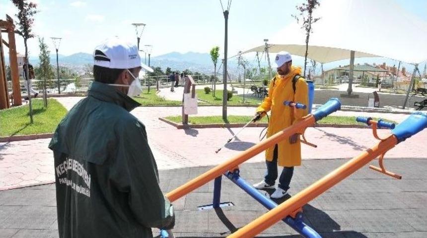 Belediyeden Oyun Parklarına &ldquo;anne &Ouml;zeni&rdquo;