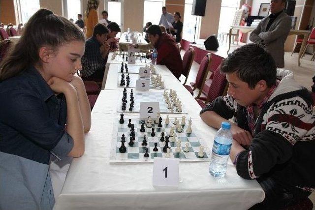 Kedem Satranç Turnuvası’nda Stratejiler Konuştu 2