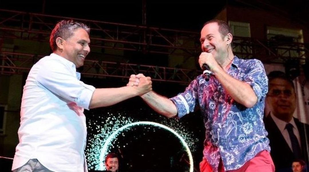 S&uuml;mer Ezg&uuml; Muratpaşa&rsquo;yı Coşturdu