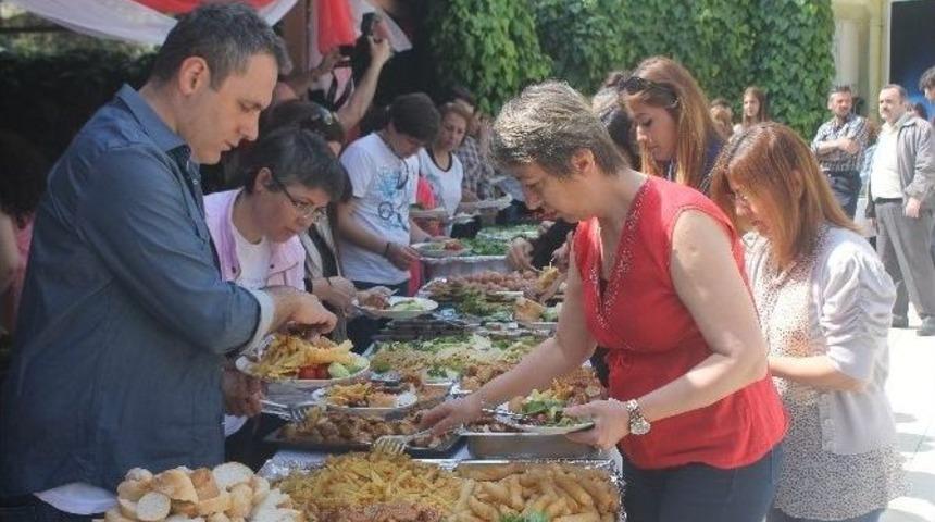 Hayvan Hakları Derneği Kahvaltıda Buluştu