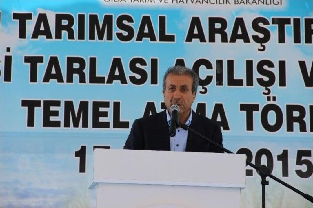 Bakan Eker, Diyarbakır&rsquo;da A&ccedil;ılış Ve Temel Atma T&ouml;renine Katıldı
