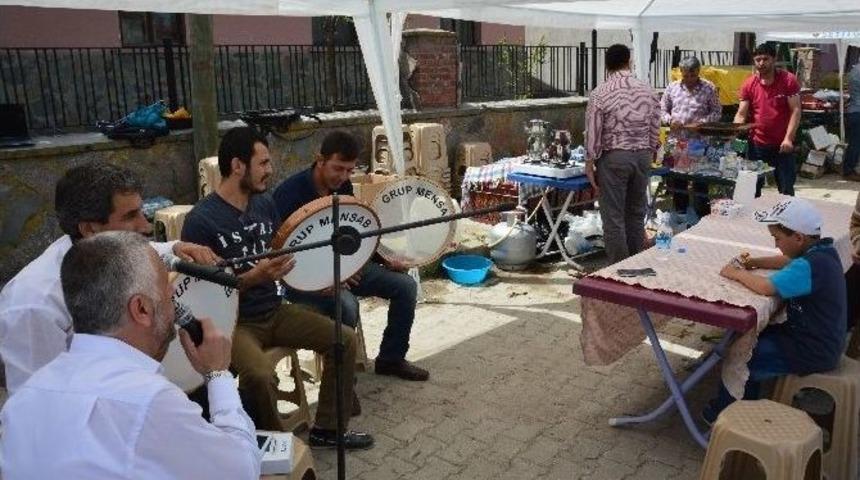 Kırka Sosyal Yardımlaşma Dayanışma Ve K&uuml;lt&uuml;r Derneği Yararına Kermes