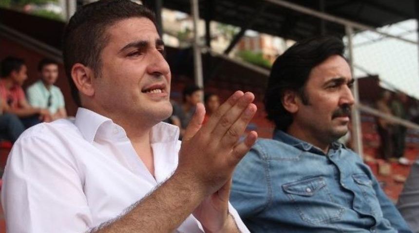 &Ouml;len Babasının Yadigarını, İmkansızlıklara Rağmen Şampiyon Yaptı