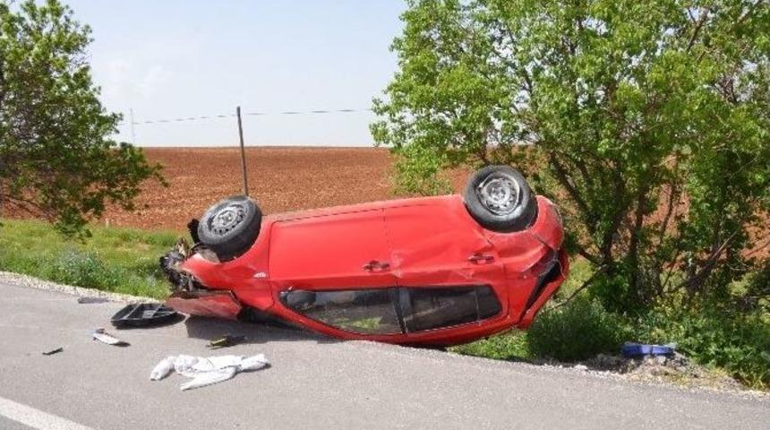 Karaman&rsquo;da Otomobil Takla Attı: 4 Yaralı