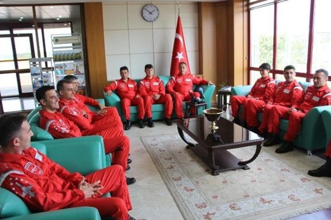 T&uuml;rk Yıldızları&rsquo;nın İlk Bayan Pilotu İlk G&ouml;sterisini Samsun&rsquo;da Yapacak