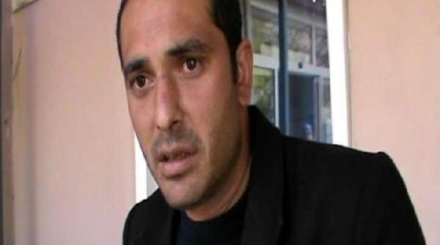 G&ouml;ğs&uuml;ne Bı&ccedil;ak Saplayarak Intihar Etti