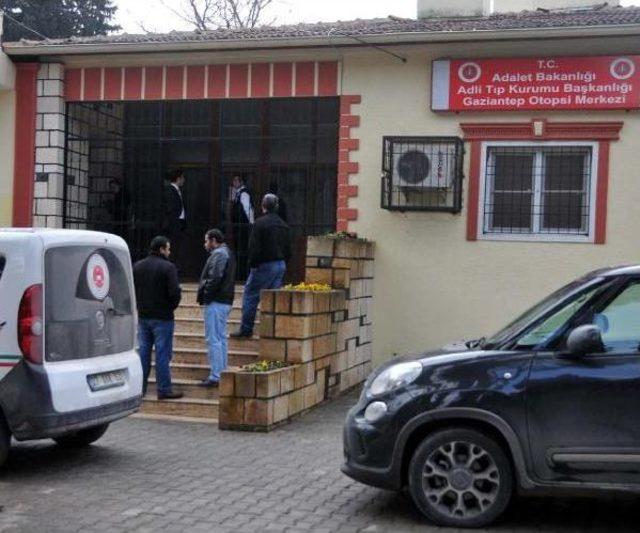 Gaziantep’Te Boş Mezarda Ceset Bulundu