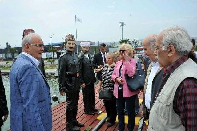 Başkan Yılmaz, 19 Mayıs Lisesi Mezunları İle Bir Araya Geldi