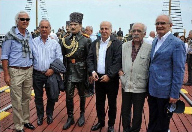 Başkan Yılmaz, 19 Mayıs Lisesi Mezunları İle Bir Araya Geldi