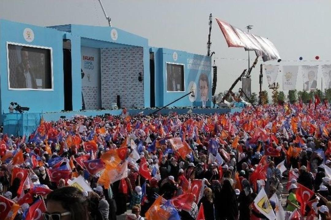 Bakan G&uuml;ll&uuml;ce &ldquo;b&uuml;y&uuml;k İstanbul Mitingi&rsquo;ne&rdquo; Katıldı