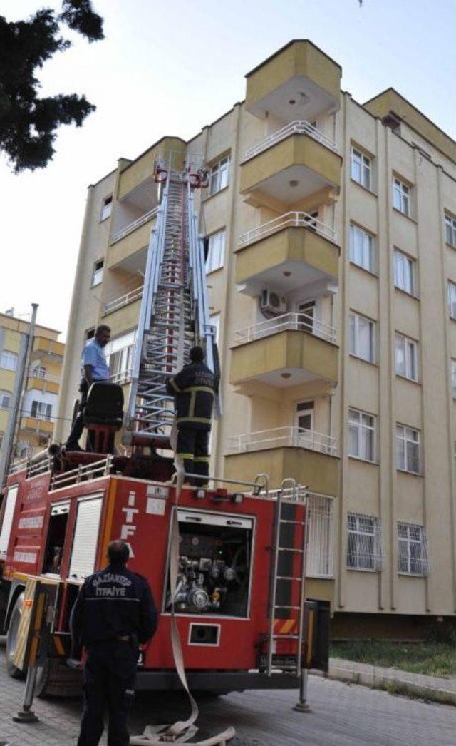 Baca Temizliğinde Çıkan Yangını Itfaiye Söndürdü