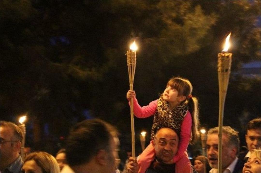 Samsun&rsquo;da 500 Fener G&ouml;ky&uuml;z&uuml;ne Bırakıldı