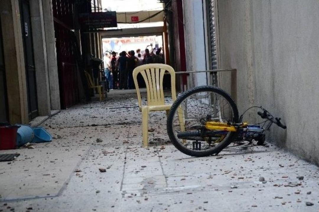 Hdp Mersin İl Binasında Patlama