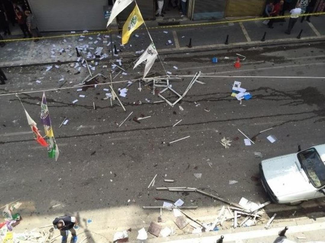 Adana&rsquo;da Hdp&rsquo;ye Bomba
