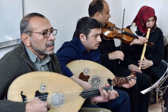 Türk Müziği’nin En Güzel Nağmeleri Mamak’ta Yankılanıyor