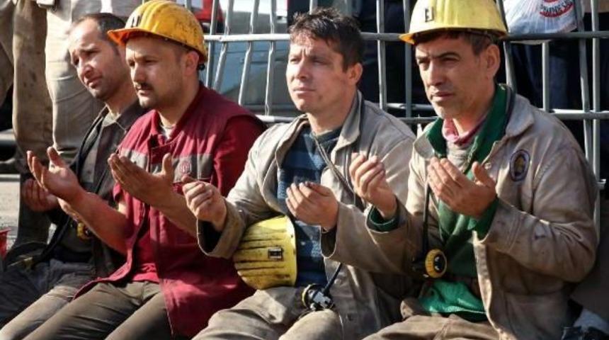 Grizuda &Ouml;len 30 Madenciye 5'inci Yılda Anma