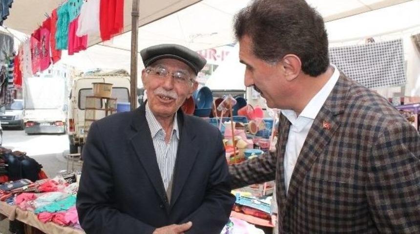 Bağımsız Aday &Ouml;lmeztoprak Semt Pazarını Gezdi