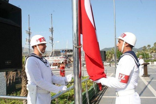 Tcg Yıldırım Fırkateyni Marmaris Limanı&rsquo;nı Ziyaret Etti 3