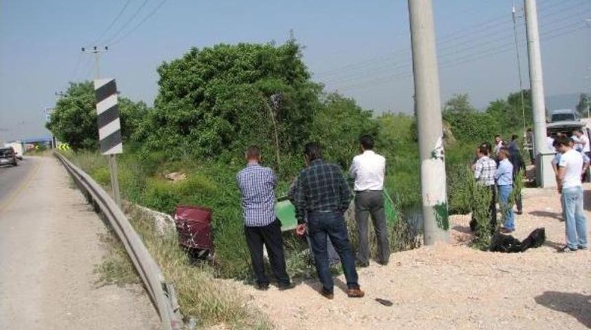 Otomobil Dereye U&ccedil;tu, S&uuml;r&uuml;c&uuml; &Ouml;ld&uuml;