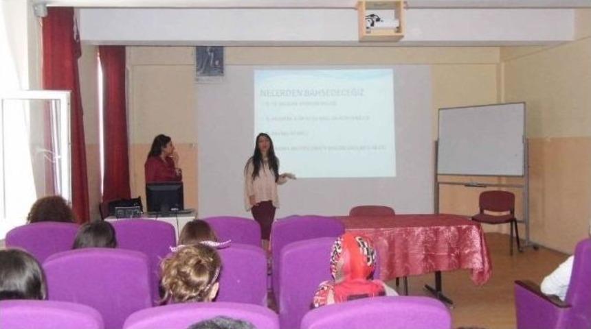 Lise &Ouml;ğrencilerine İş Arama Becerileri Semineri