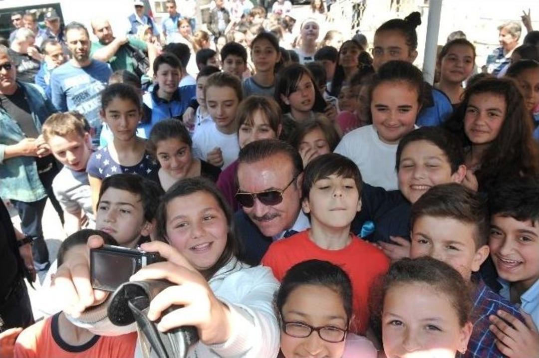 Başkan Doğan, &lsquo;&rsquo;&ccedil;ocukların Mutluğu Bizim Mutluluğumuz&rsquo;&rsquo;