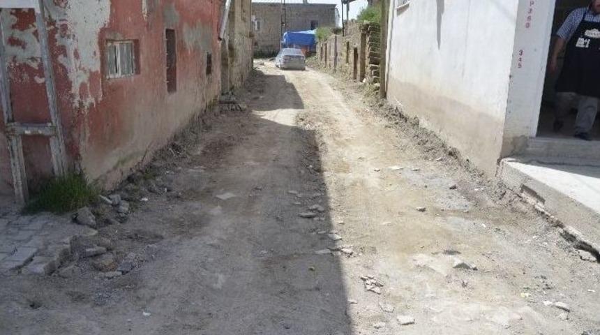 B&uuml;nyan Akmescit Mahallesi &Ouml;zlediği Hizmetlere Kavuşuyor