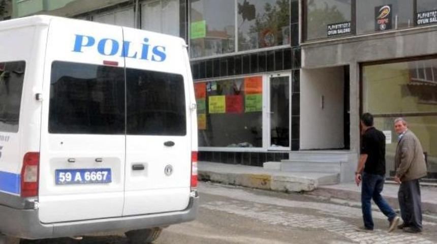 Tekirdağ Saray'da Kullanılmayan Hdp B&uuml;rosunda Polis N&ouml;beti